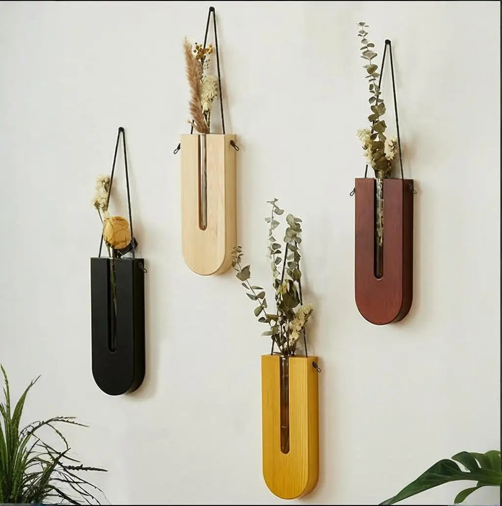 vases muraux bois clair opaque modernes suspension fleurs plantes chambre salon