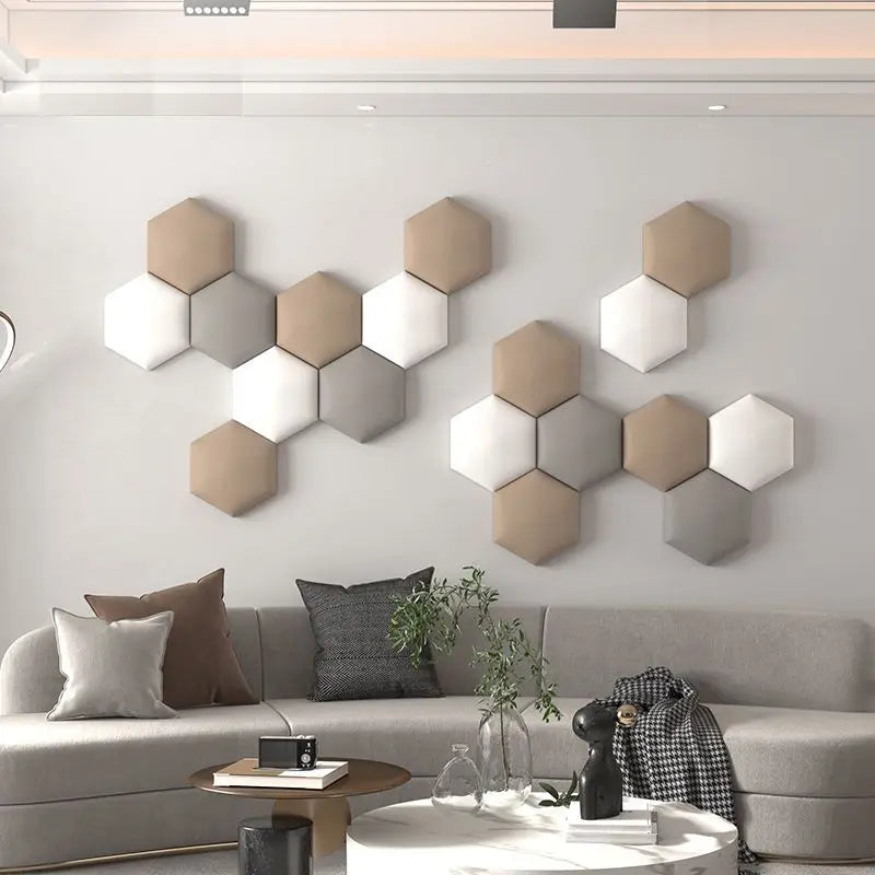 Installation du panneau mural hexagonal comme tête de lit dans une chambre