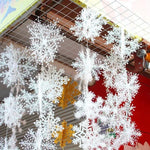 Flocons de neige blancs décoratifs pour sapin de Noël