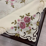 nappe table rectangulaire polyester brodé fleurs classique imperméable réutilisable blanc rose vert beige