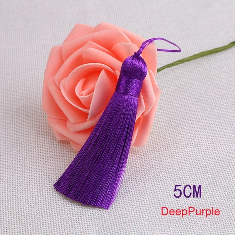 pompons polyester couleur variée 5cm longueur 18cm décoration artisanale rideaux couture pièces