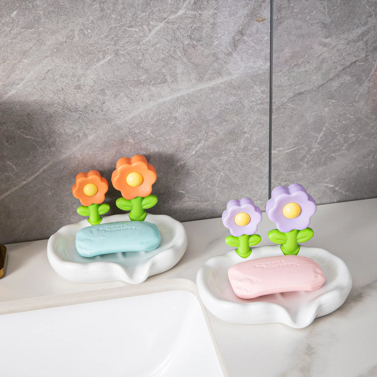 support savon moderne fleurs stylisées blanc rose vert jaune orange violet adhésif salle bains