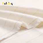 tapisserie tapis blanc jaune rayures horizontales clips métalliques tissu maille moderne artisanal