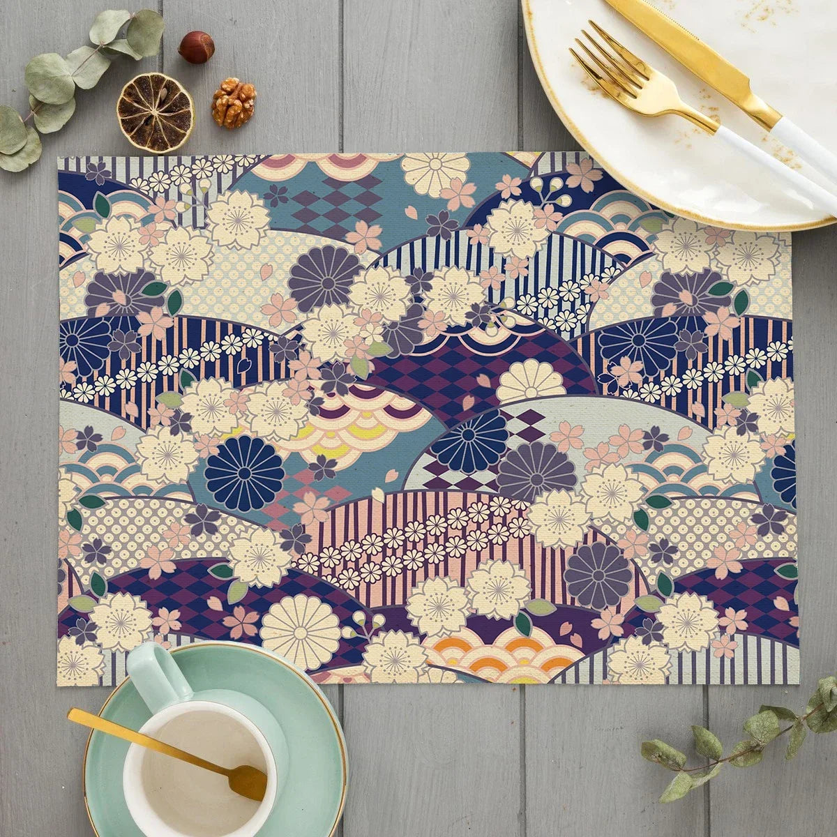 tapis table art japonais traditionnel fleurs motifs géométriques bleu vert rouge beige