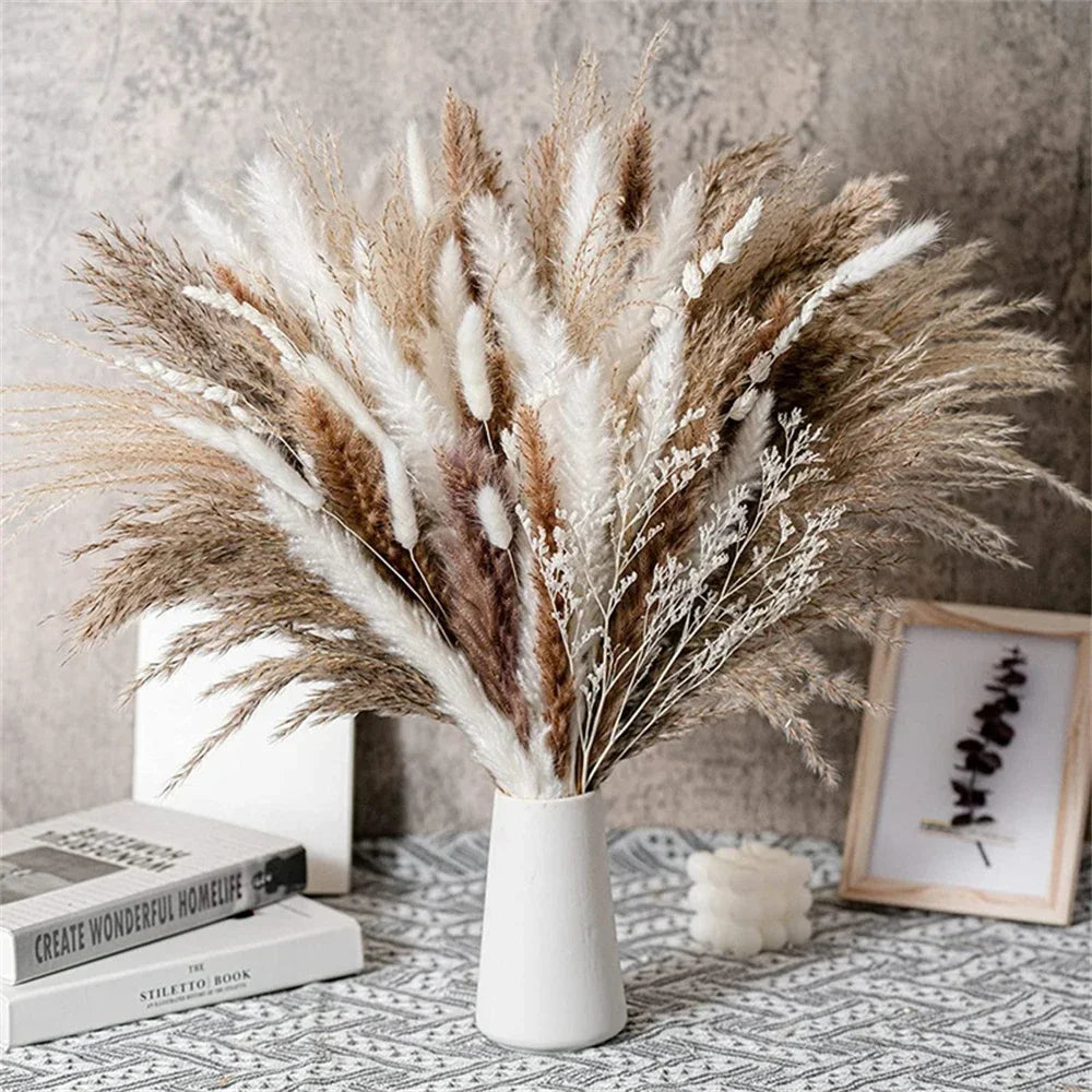 bouquet fleurs séchées pampa naturelle blanc beige rustique décoration intérieure bohème minimaliste ambiance relaxante