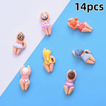 figurines résine personnes allongées peau claire vêtements colorés rayures pois léopard cartoon bijoux diy