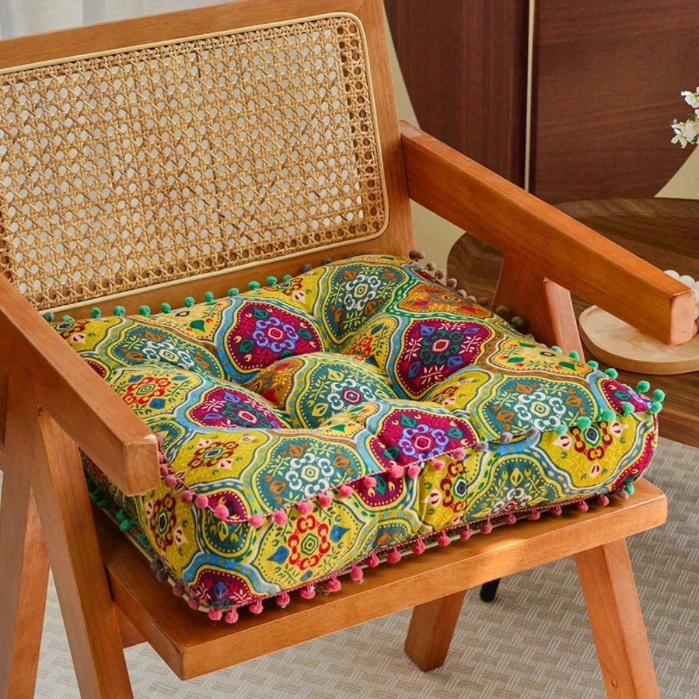coussin carré géométrique floral ethnique 42cm bleu rouge vert jaune beige pompons fixations