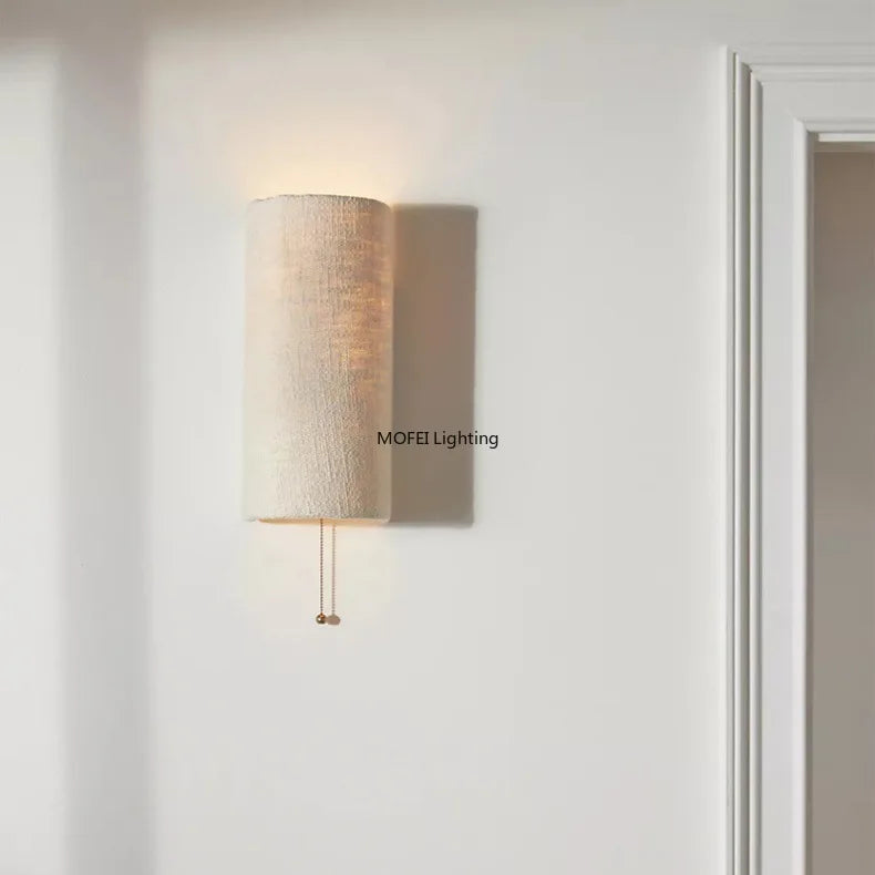 lampe murale moderne beige clair tissu cordon pompon doré chambre entrée étude led 6000k