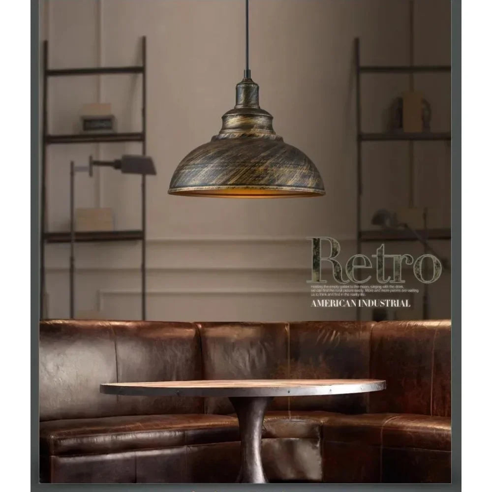 lampe suspendue industrielle rétro noir texture métallique striée salon chambrehôtel