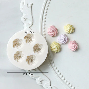 moule silicone gâteau crème glacée motif coeur étoile chocolat pastel cuisine pâtisserie enfantin