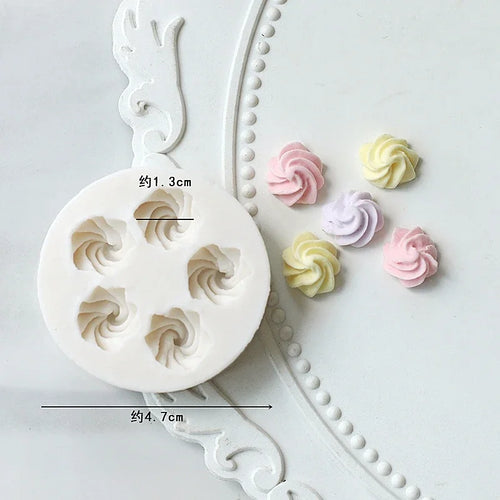 moule silicone gâteau crème glacée motif coeur étoile chocolat pastel cuisine pâtisserie enfantin