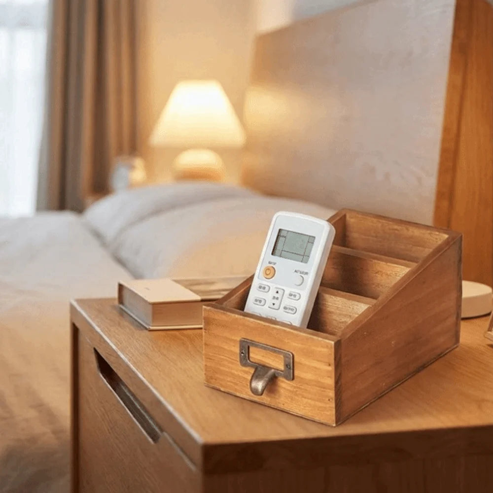 boîte rangement bois rustique compartiments télécommandes smartphones accessoires vintage respectueux environnement pastorale