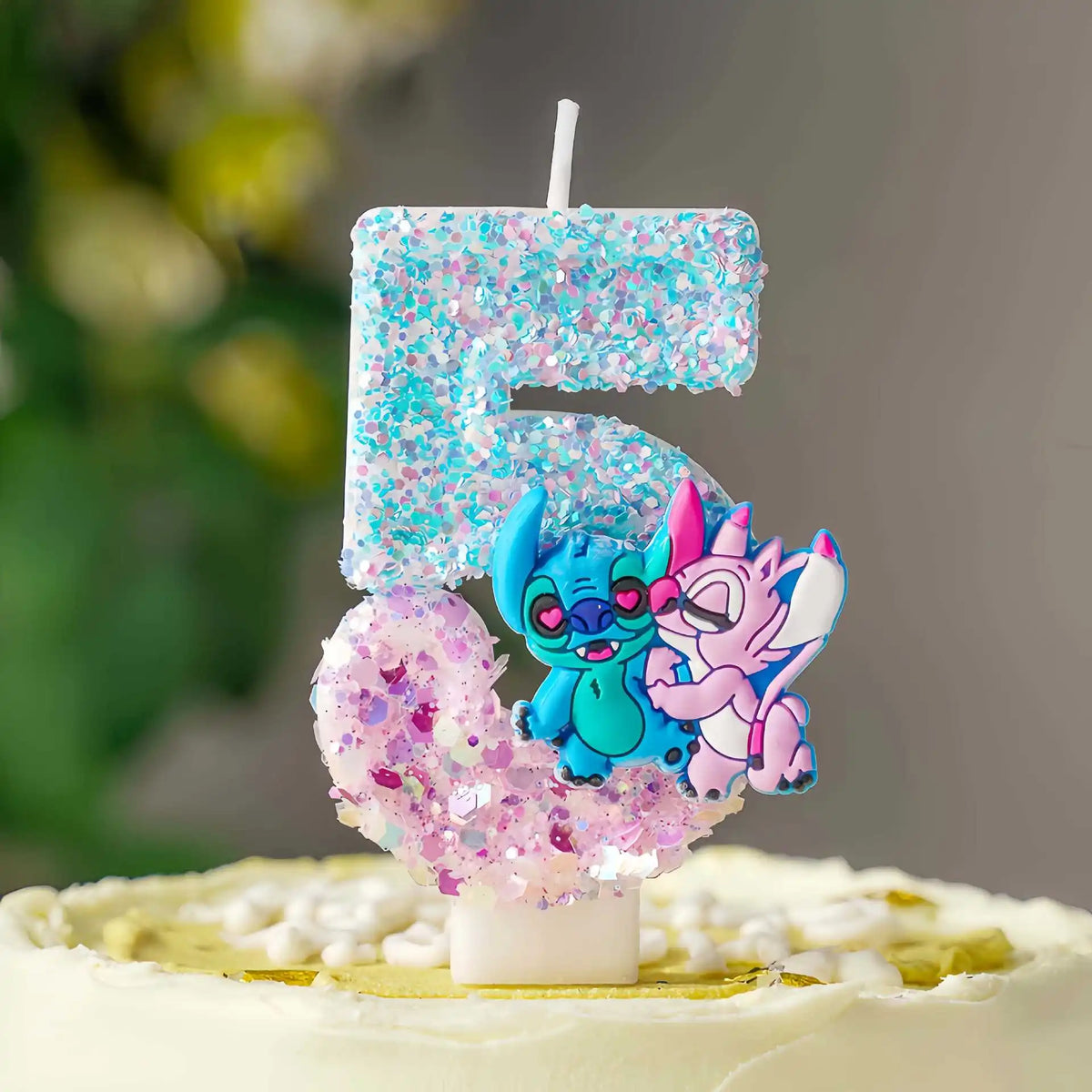 bougies numériques bicolores paillettes personnages animés bleu rose blanc decoration anniversaire enfants