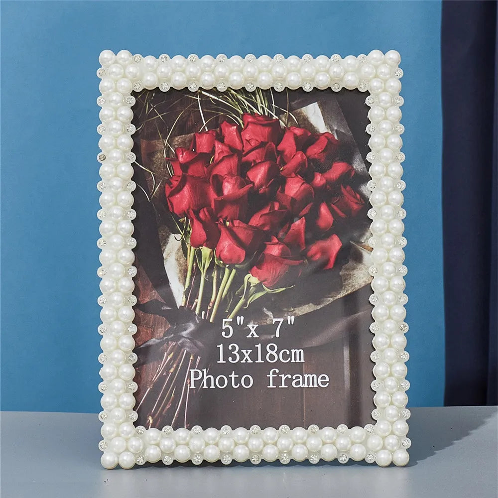 cadre photo blanches clips métalliques classique ornement décoration maison enfant anniversaire japonais cœur