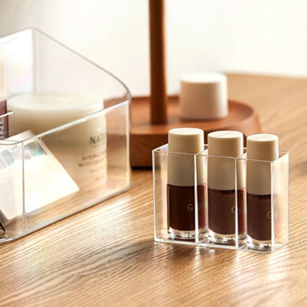 boîte rangement cosmétiques transparente moderne compartiments multiples maquillage pinceaux rouges lèvres organisation beauté minimalistemode