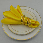 serviette table satin anneau doré mariage décoration table repas classique