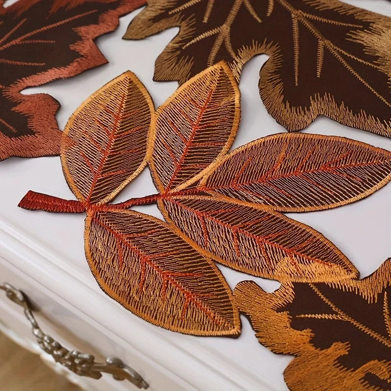 nappe décorative automnale feuilles érable brodées rustique couleurs marron orange rouge doré semi transparent