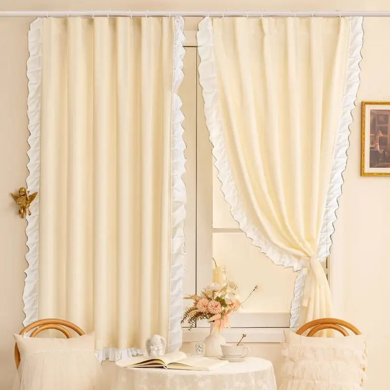 rideaux vintage rose clair bleu clair beige translucides ruches blanches maison