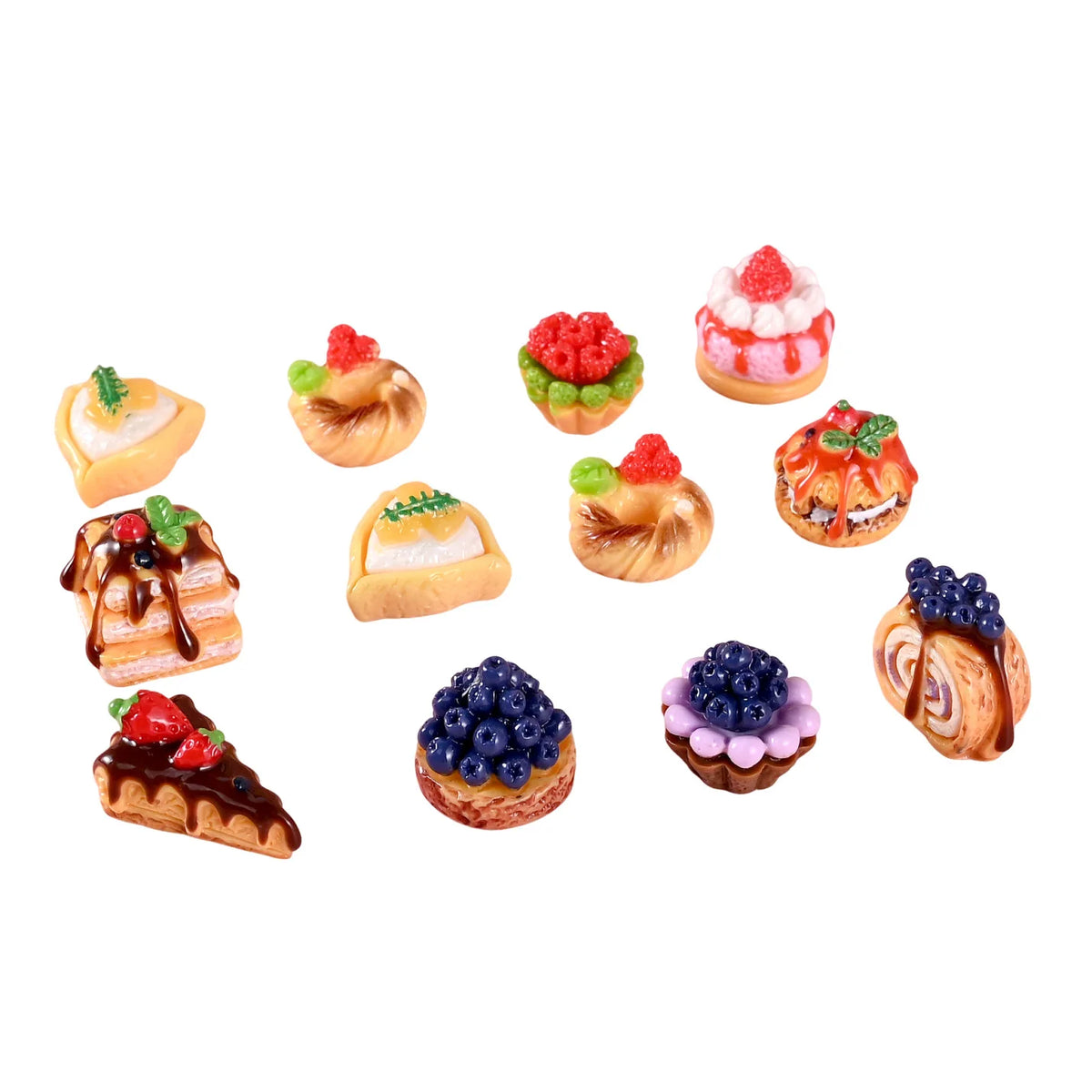 mini gâteaux dessert résine fruits détails fins maison poupée décor accessoire variés couleurs blanc
