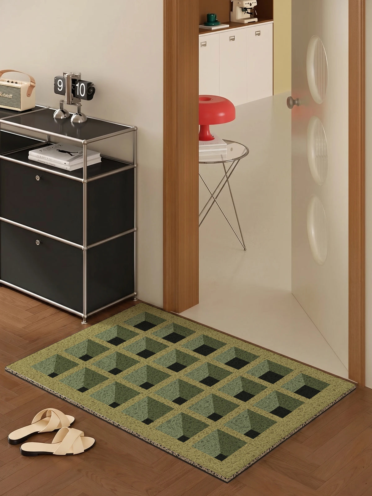 tapis antidérapant moderne carreaux géométriques rouge noir beige pvc sol couloir extérieur