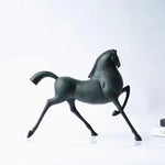 décoration maison sculpture cheval métal vert foncé moderne stylisée livres cadeau anniversaire mariage