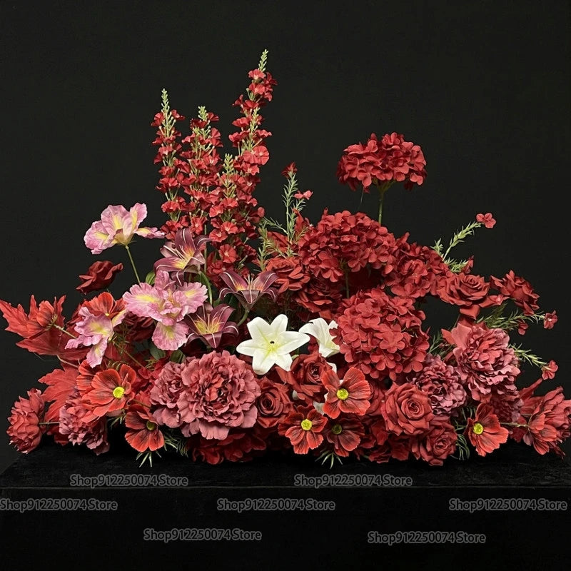 bouquet artificiel rose rouge feuilles vertes decoration mariage anniversaire table exterieur classique fleuri