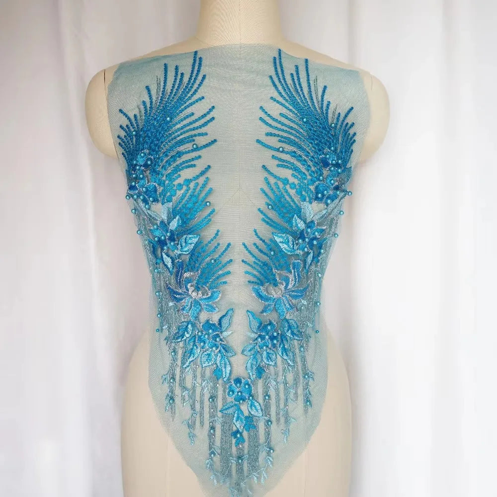 appliques textile brodées fleurs semi transparentes or rose bleu rouge élégantes DIY