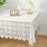 nappe dentelle motif floral table decoration crème rustique vintage mariage festivité chambre deco