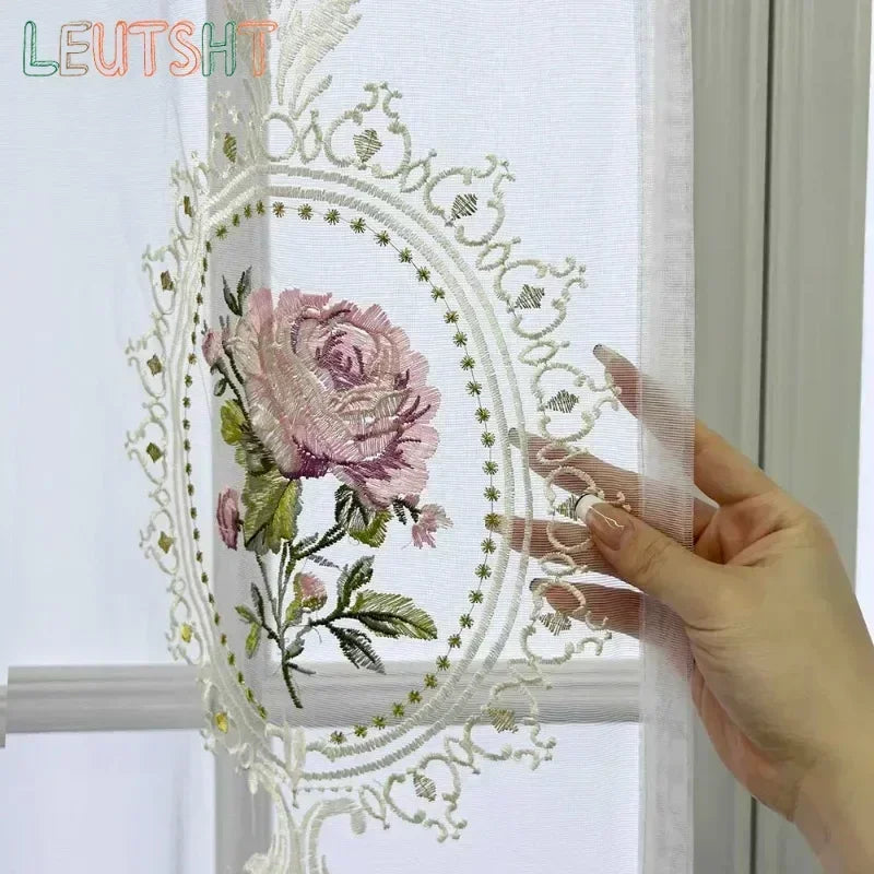 rideau tulle brodé fleurs blanc rose vert classique romantique transparentextérieur chambre salon machine lavable