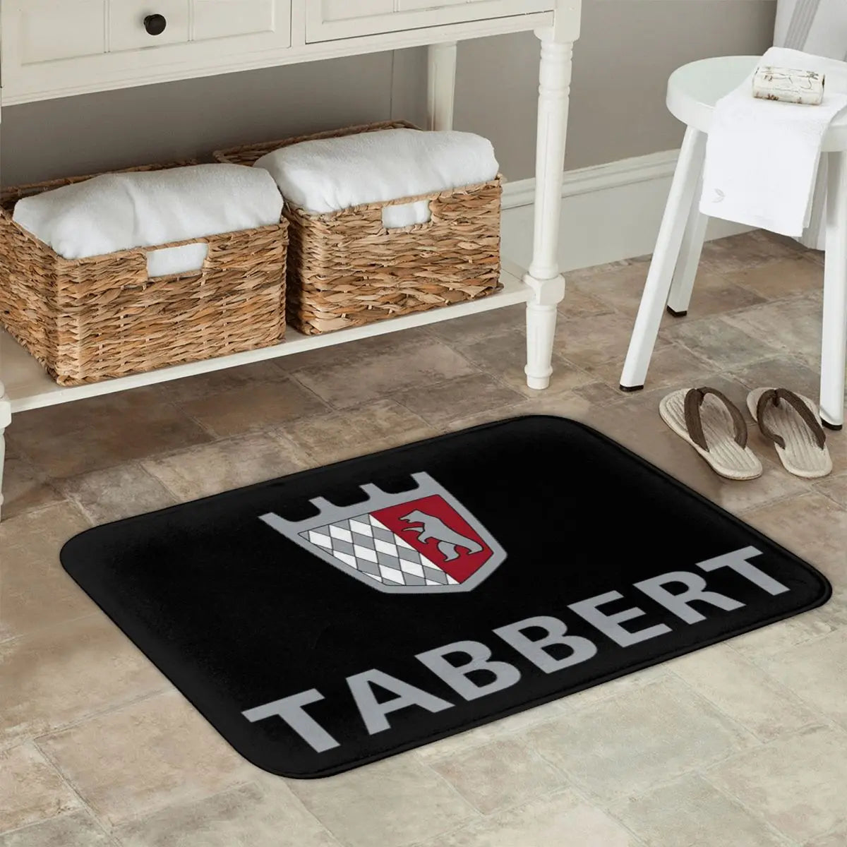 tapis bain antidérapant adhésif moderne noir gris rouge blanc motifs fleurs ours