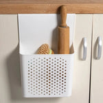 paniers rangement blancs perforés adhésifs modernes petits grands salle bain cuisine