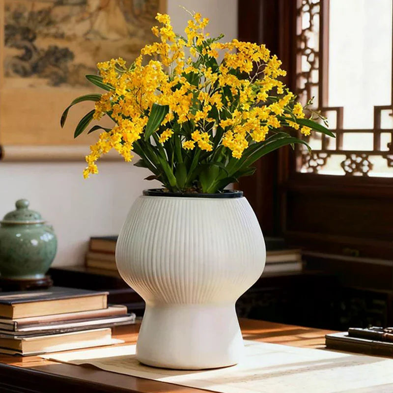 vase moderne plastique blanc imitation céramique ridée décoration intérieur salon