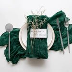 serviette table moderne rouge vert olive bleu marine rose blanc léger ondulée décoration mariage