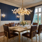 lustre suspendu classique doré blanc fleurs stylisées 160cm 180cm 200cm lumière chaude neutre lumière
