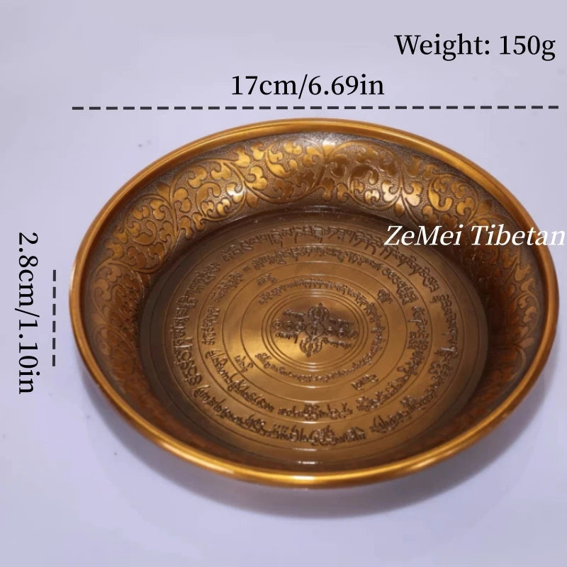 assiettes decoratives ornementales emailees motifs floraux geometriques opalescentes artisanat traditionnel bouddhiste