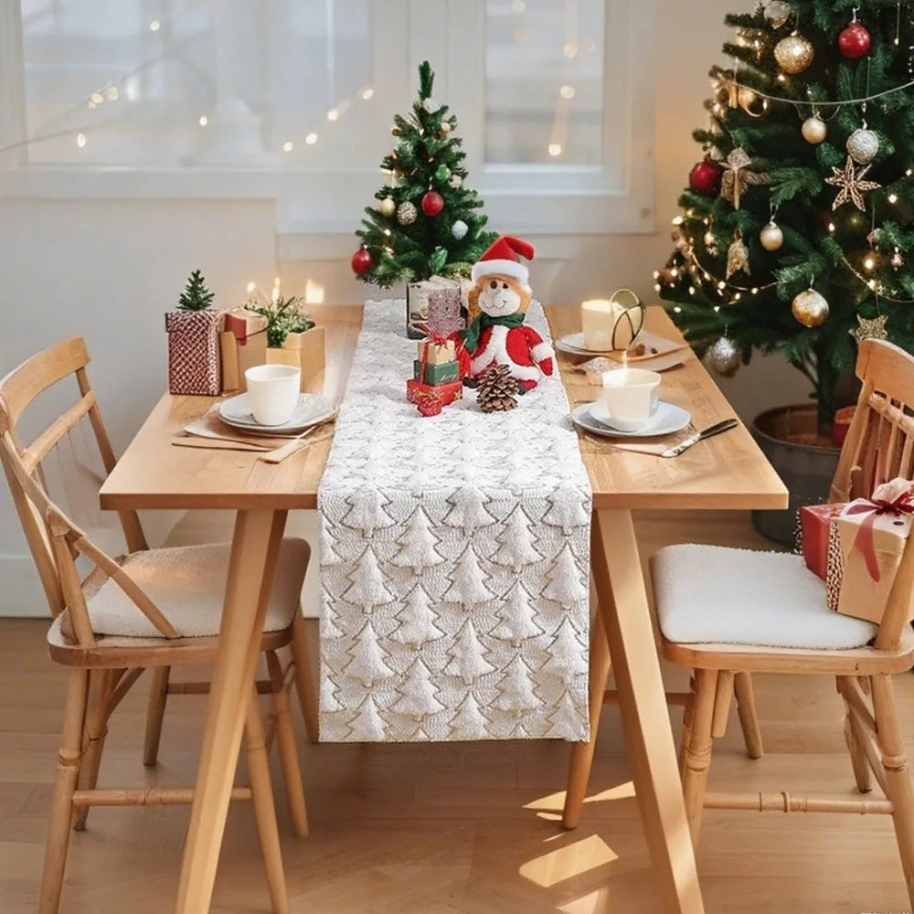 changement chemin table noël arbres relief étoiles dorées vert festif opacité