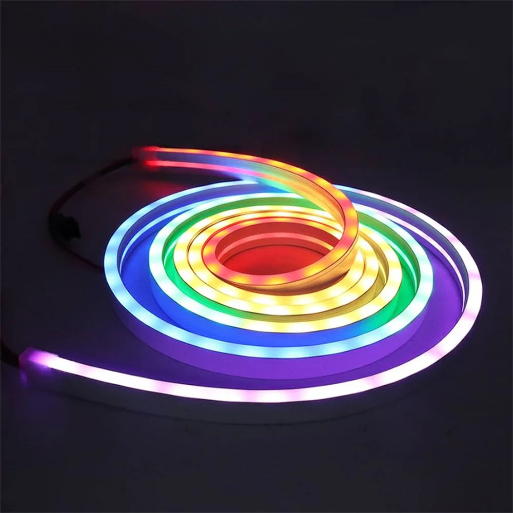 ruban led flexible multicolore rouge vert bleu violet lisse fluo moderne clips vis