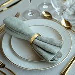 anneaux serviette or lisses modernes décoration table hiver dorées fourchette cuillère assiette blanc doré