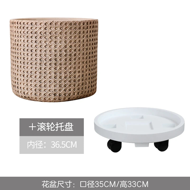 Pot plante tissé marron clair moderne rustique plante verte graines noires serviette blanche