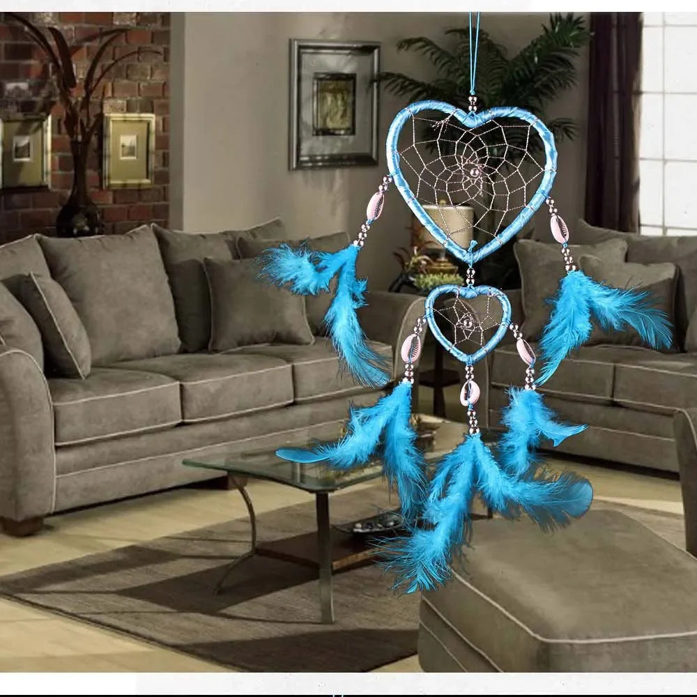 décoration murale attrape rêves plumes coquillages boho chic coeurs bleu rose violet