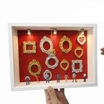 cadre mural classique transparent décoration intérieure ornements floraux coeurs rouge doré argenté