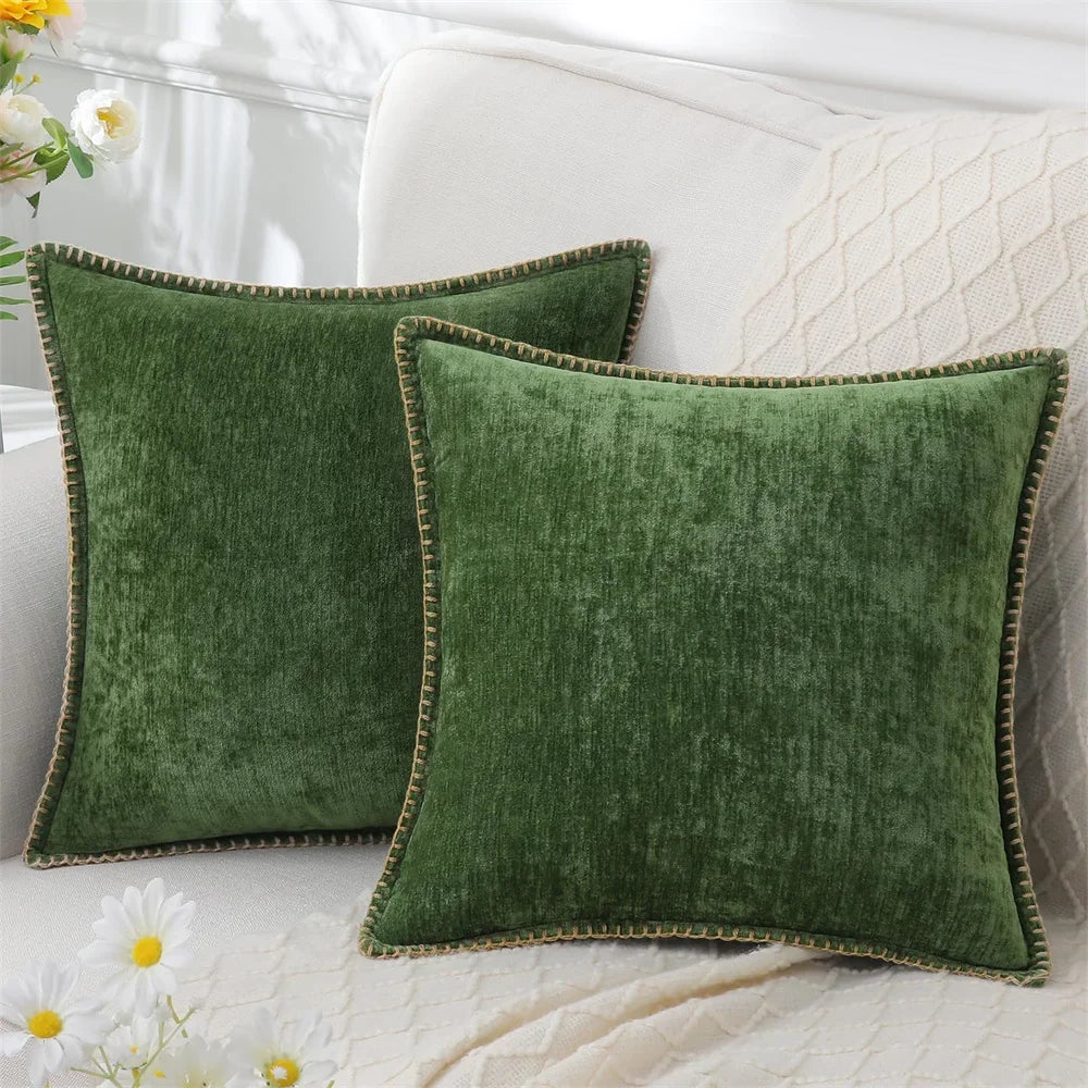taies d'oreiller décoratives chenille velours moderne zippées imprimés géométriques couleurs variées maison hospitalière