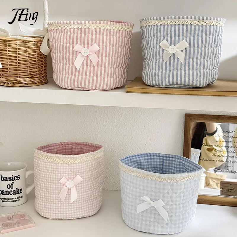panier rangement vintage rose clair gris bleu carreaux rayures floral doux jouets accessoires chambre