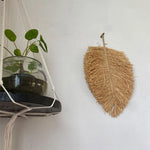 décoration murale bohème feuille textile frangée suspension plante verte pot verre macramé chambre salon