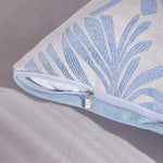 housse coussin brodé feuilles palmier moderne bleu clair beige marron amovible lavable 45x45cm oblong