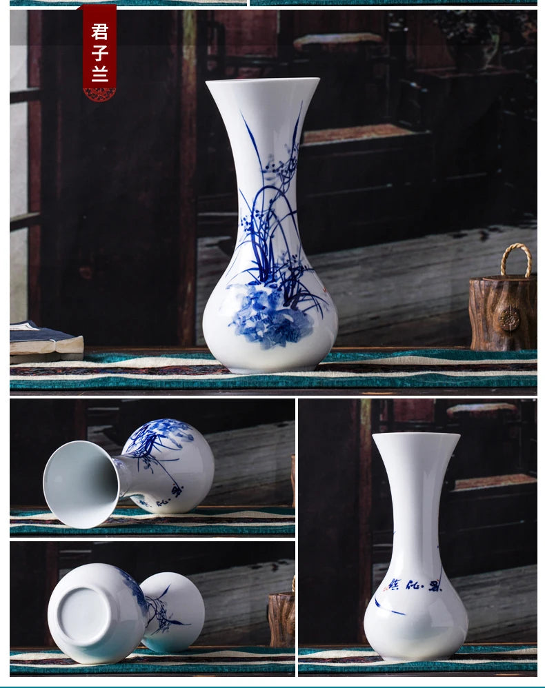 Vase en porcelaine blanc et bleu avec des motifs floraux décorés à la main, posé sur une surface avec un motif de tapis coloré.