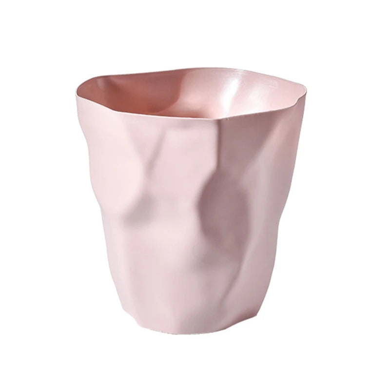 seau déchets modernes plastique bleu rose blanc doré noir texturé respectueux l'environnement