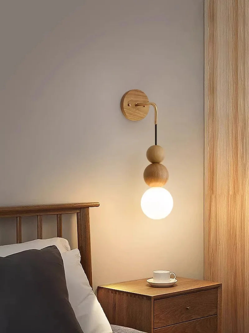 lampe murale moderne sphères bois diffuseur verre blanc éclairage quotidien scandinave fixée mur vis