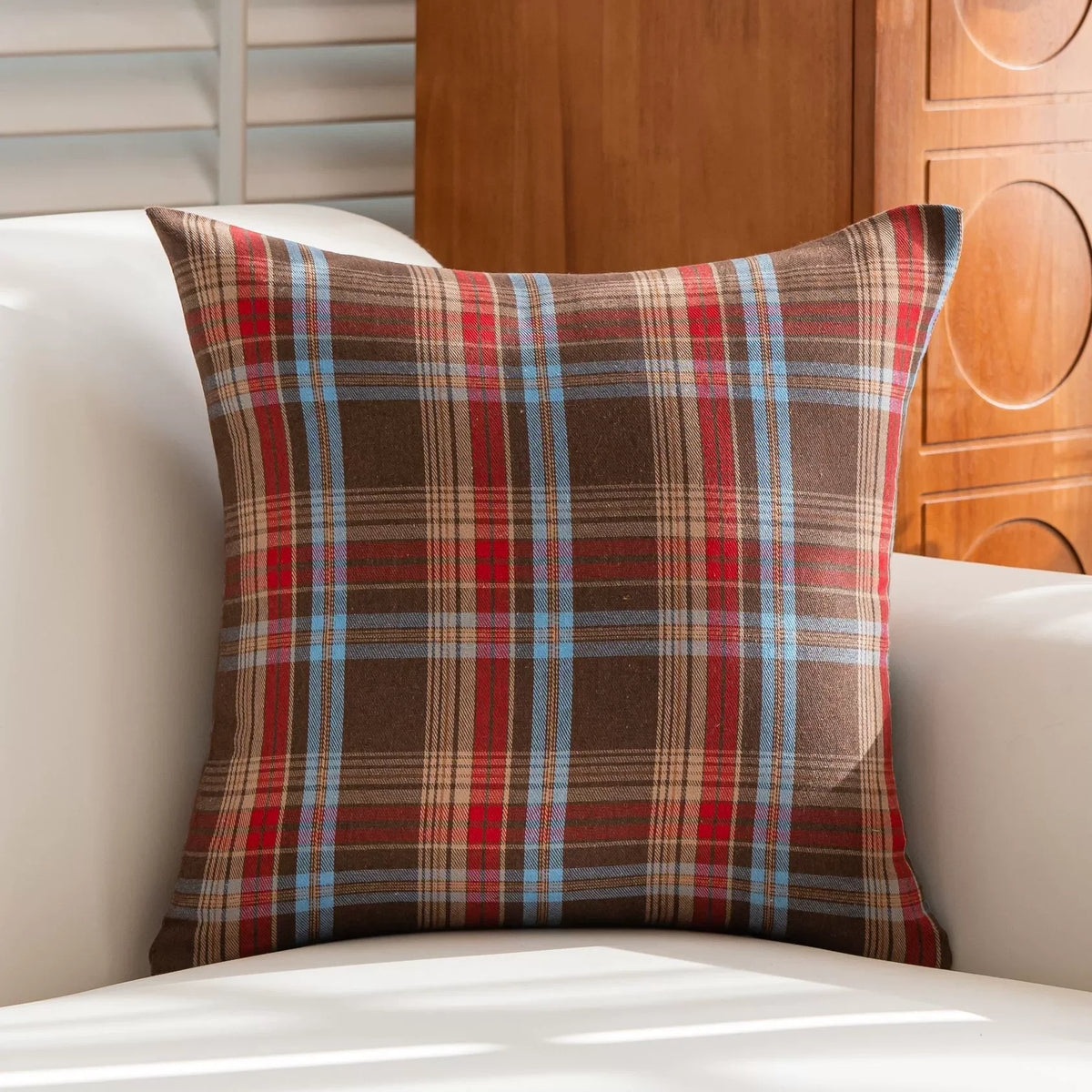 ensemble deux housses coussin carrées motif tartan vert rouge décoration maison traditionnel