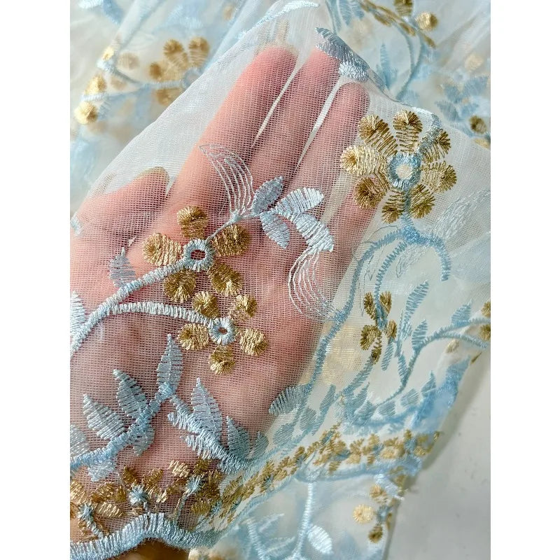rideau blanc fleurs dorées brodé romantique translucide tulle polyester
